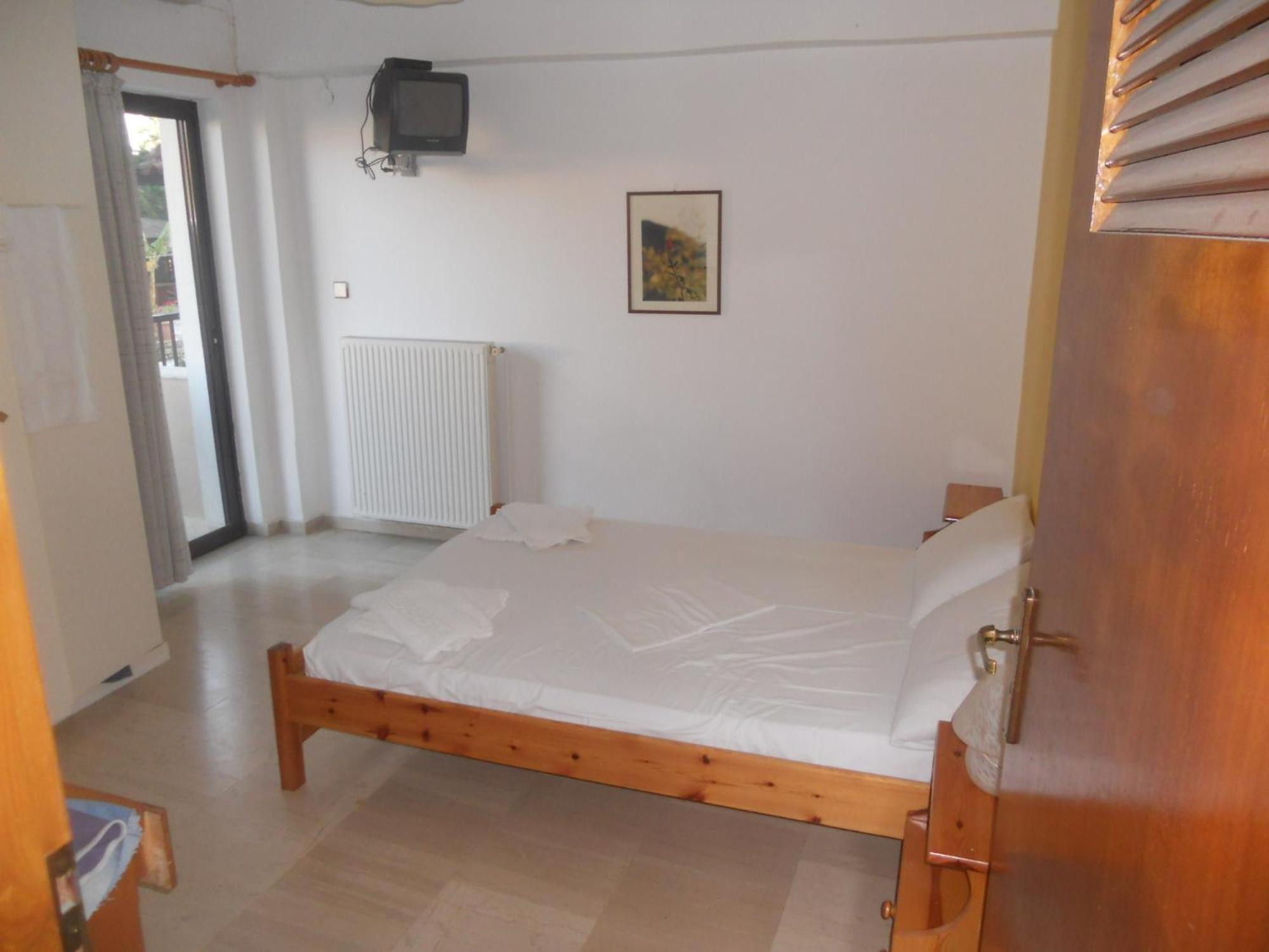 Assimakis Hotel ฟีนีคุนตา ภายนอก รูปภาพ