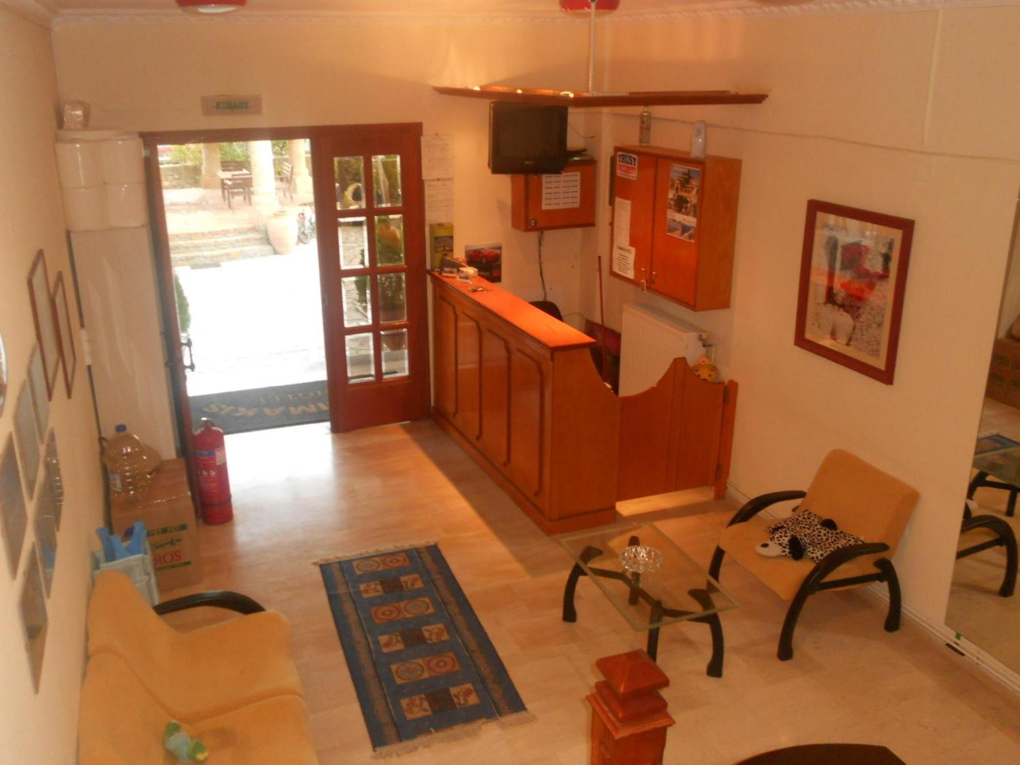 Assimakis Hotel ฟีนีคุนตา ภายนอก รูปภาพ